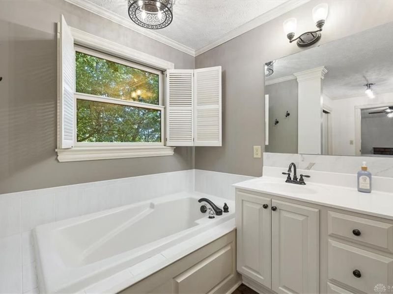 2340 Cara Drive, Troy, OH 45373 Photo 43
