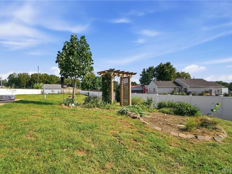 7304 Franklin Madison Road, Franklin, OH 45005 Photo 34