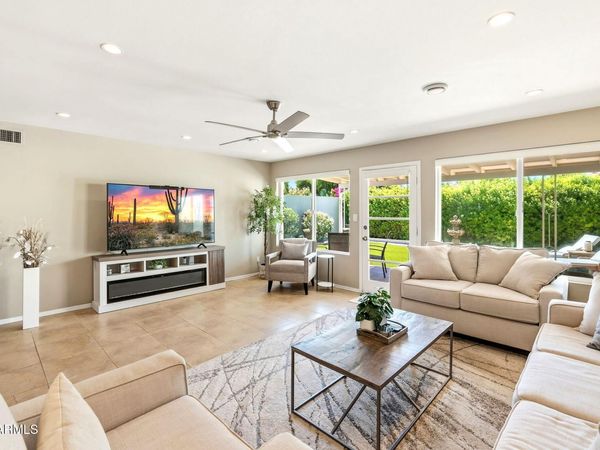 4710 N 78TH Street, Scottsdale, AZ 85251