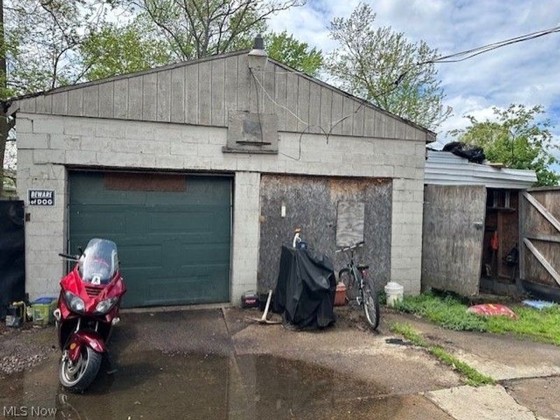 2740 South Avenue, Youngstown, OH 44502 Photo 2