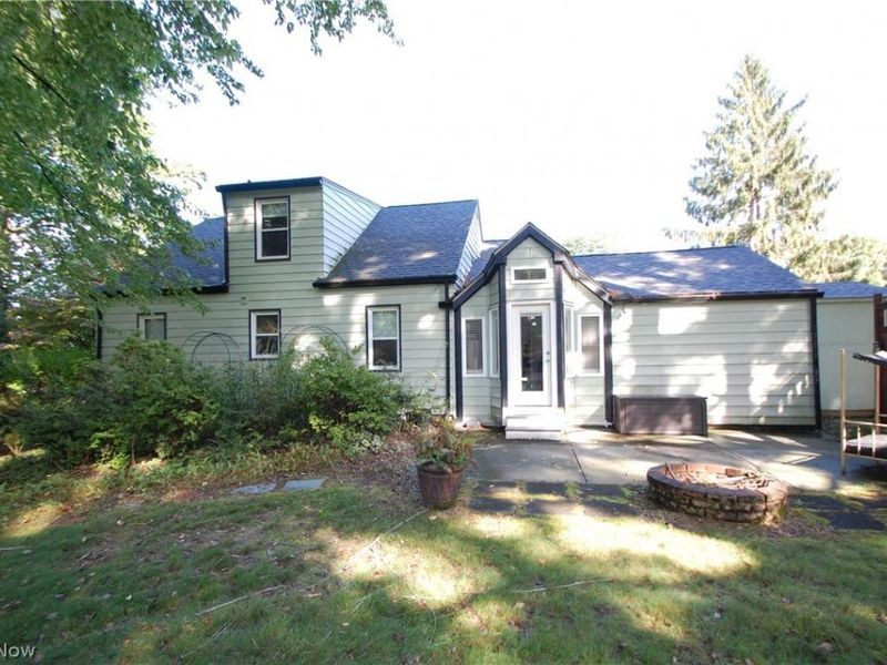 2989 Howell Drive, Poland, OH 44514 Photo 2