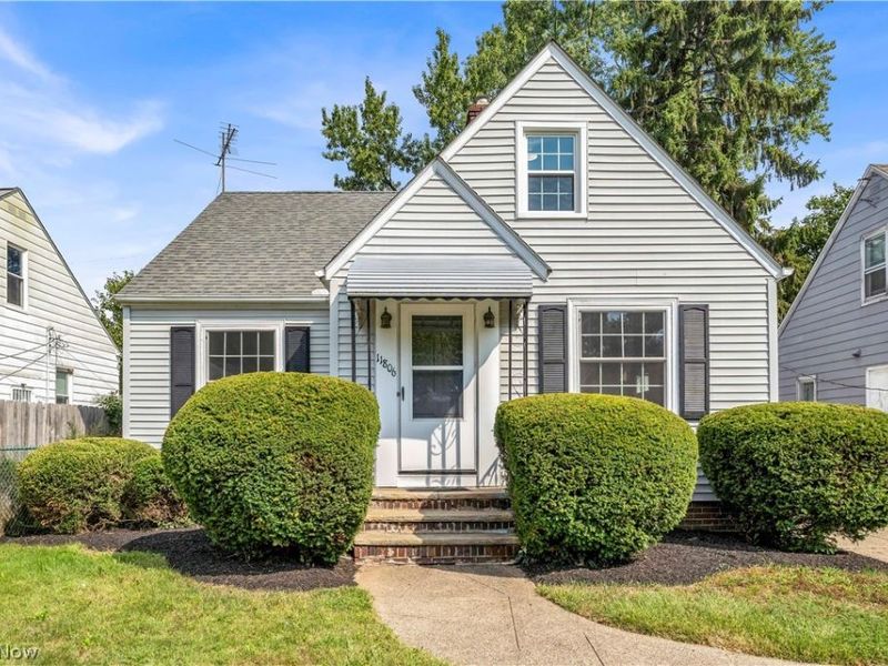 11806 Wayland Avenue, Cleveland, OH 44111 Photo 2