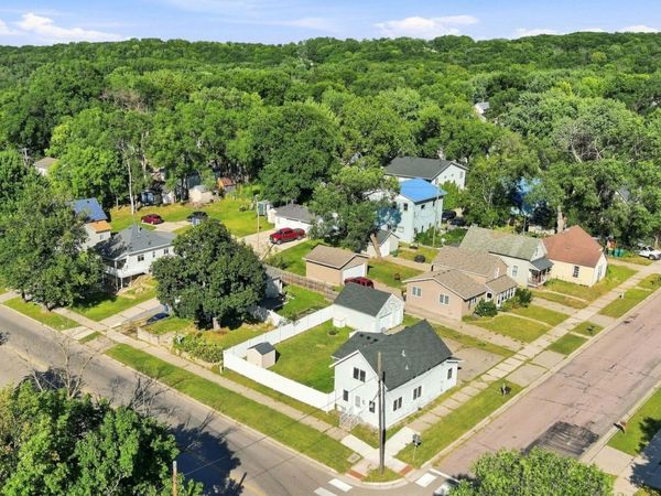 1201 2nd Avenue NW, Faribault, MN 55021