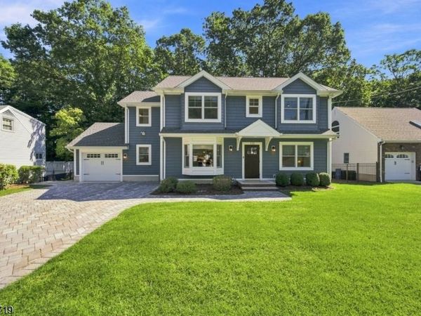 122 Spruce St, Midland Park, NJ 07432