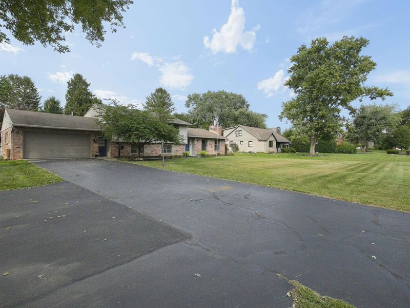 1050 Vernon Heights Boulevard, Marion, OH 43302 Photo 2