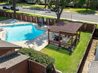 3741 Weeburn Drive, Dallas, TX 75229