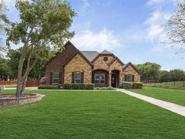 7839 Blanchard Way, Fort Worth, TX 76126