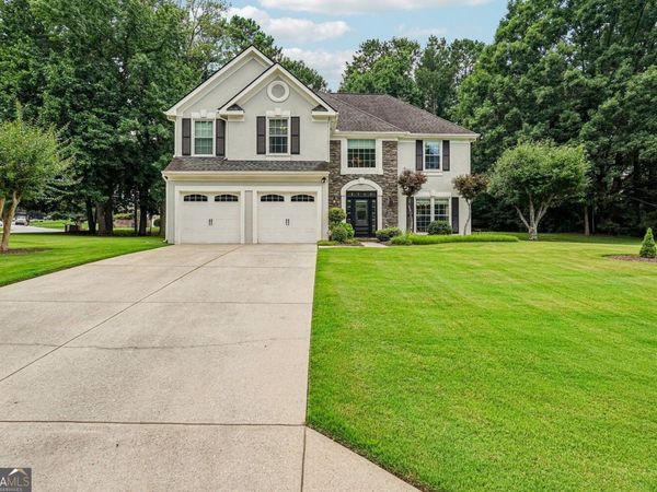 162 St Martin Drive, Suwanee, GA 30024