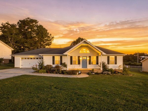 50 Chestnut Ridge Road , Ringgold, GA 30736