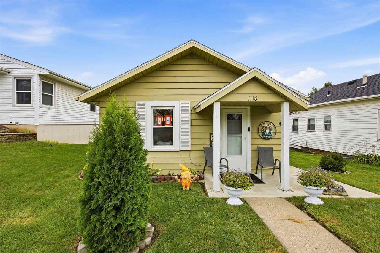 1116 20th Ave Sw, Cedar Rapids, IA 52404 Main Photo