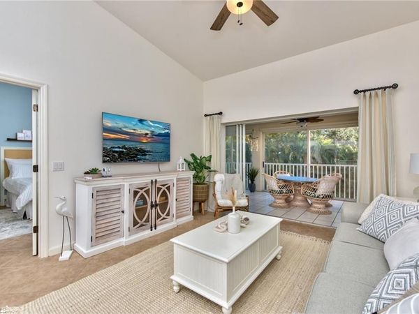 1941 Cascades DR, Unit 5704, NAPLES, FL 34112