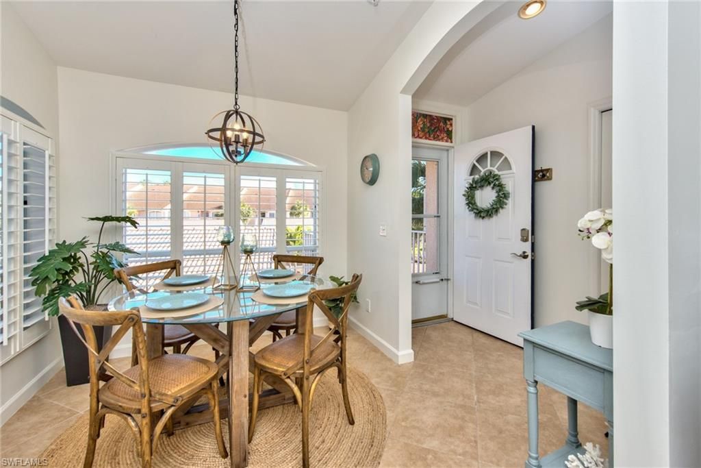 1941 Cascades Dr, Unit 5704, Naples, FL 34112 Photo
