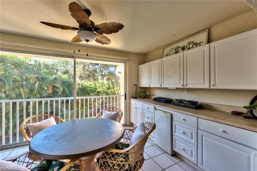 1941 Cascades Dr, Unit 5704, Naples, FL 34112 Photo