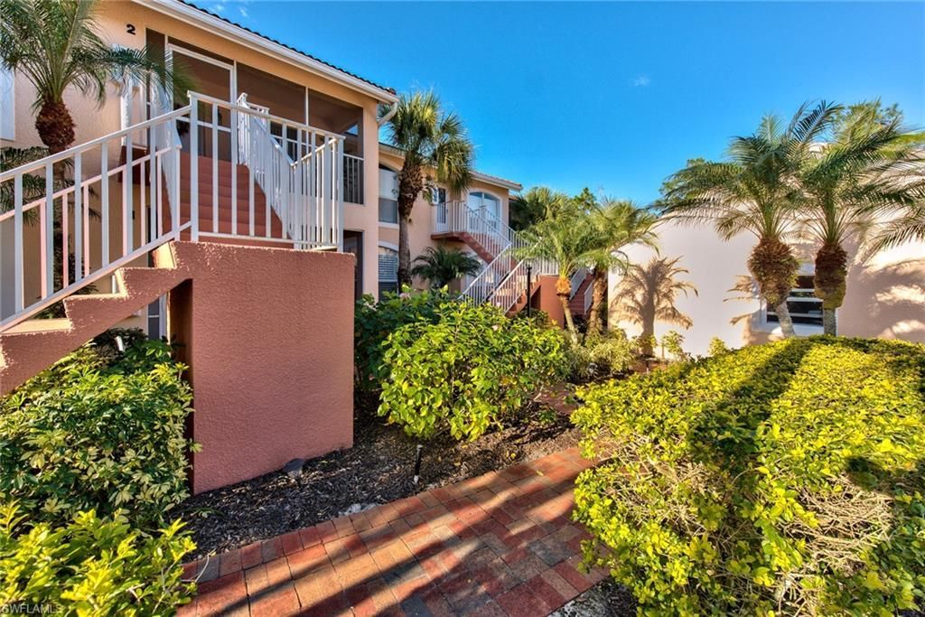 1941 Cascades Dr, Unit 5704, Naples, FL 34112 Photo