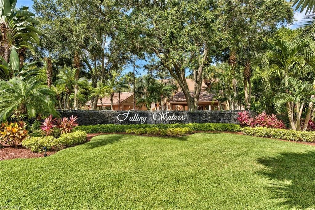 1941 Cascades Dr, Unit 5704, Naples, FL 34112 Photo