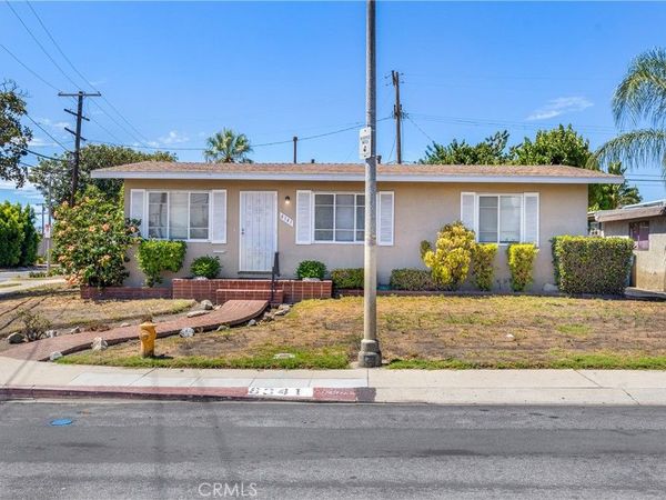 8341 Minuet Place, Panorama City, CA 91402