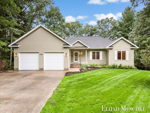 7099 Oak Shore Drive, Twin Lake, MI 49457