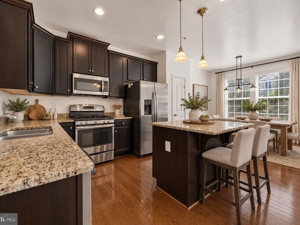 1112 FRONTLINE DRIVE, FREDERICK, MD 21703