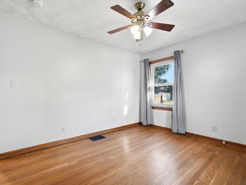 3037 Olive Street, Columbus, OH 43204 Photo 23