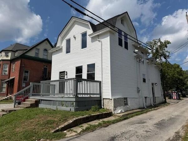 378 E 17th Avenue , Columbus, OH 43201