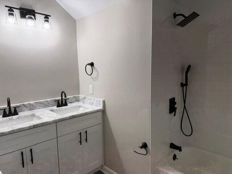 378 E 17th Avenue, Columbus, OH 43201 Photo 13