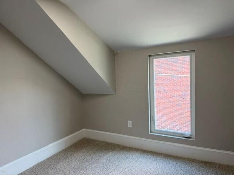 378 E 17th Avenue, Columbus, OH 43201 Photo 17