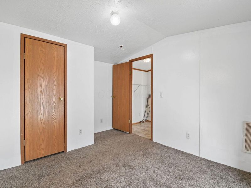 1100 Thornwood Drive SW, Unit Lot 612, Heath, OH 43056 Photo 18