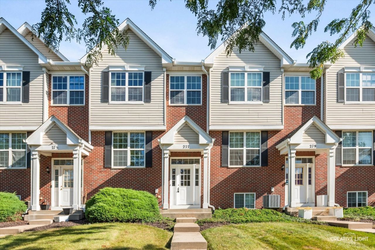 277 S Oak Creek Lane, Romeoville, IL 60446 Main Photo