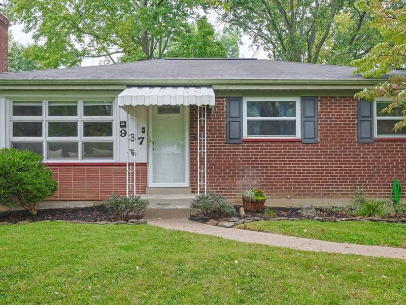 937 Alnetta Drive, Anderson Township, OH 45230 Photo 2