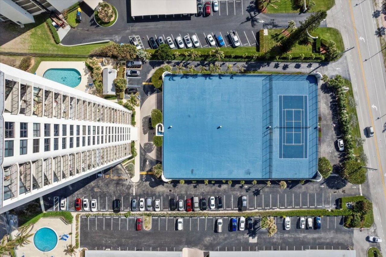 5420 N Ocean Drive, Unit 604, West Palm Beach, FL 33404 Photo