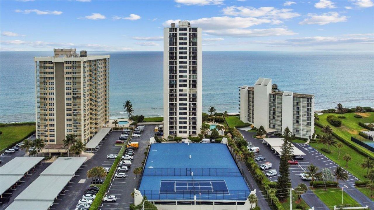 5420 N Ocean Drive, Unit 604, West Palm Beach, FL 33404 Photo
