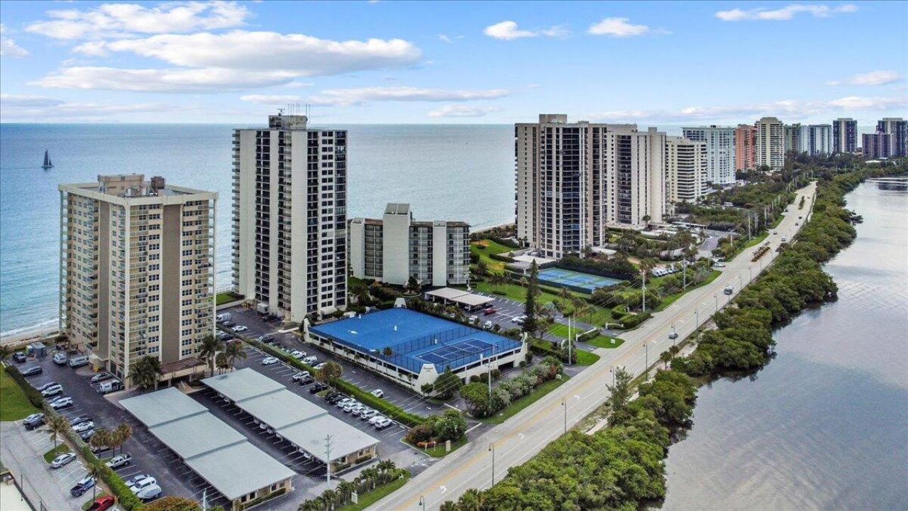 5420 N Ocean Drive, Unit 604, West Palm Beach, FL 33404 Photo