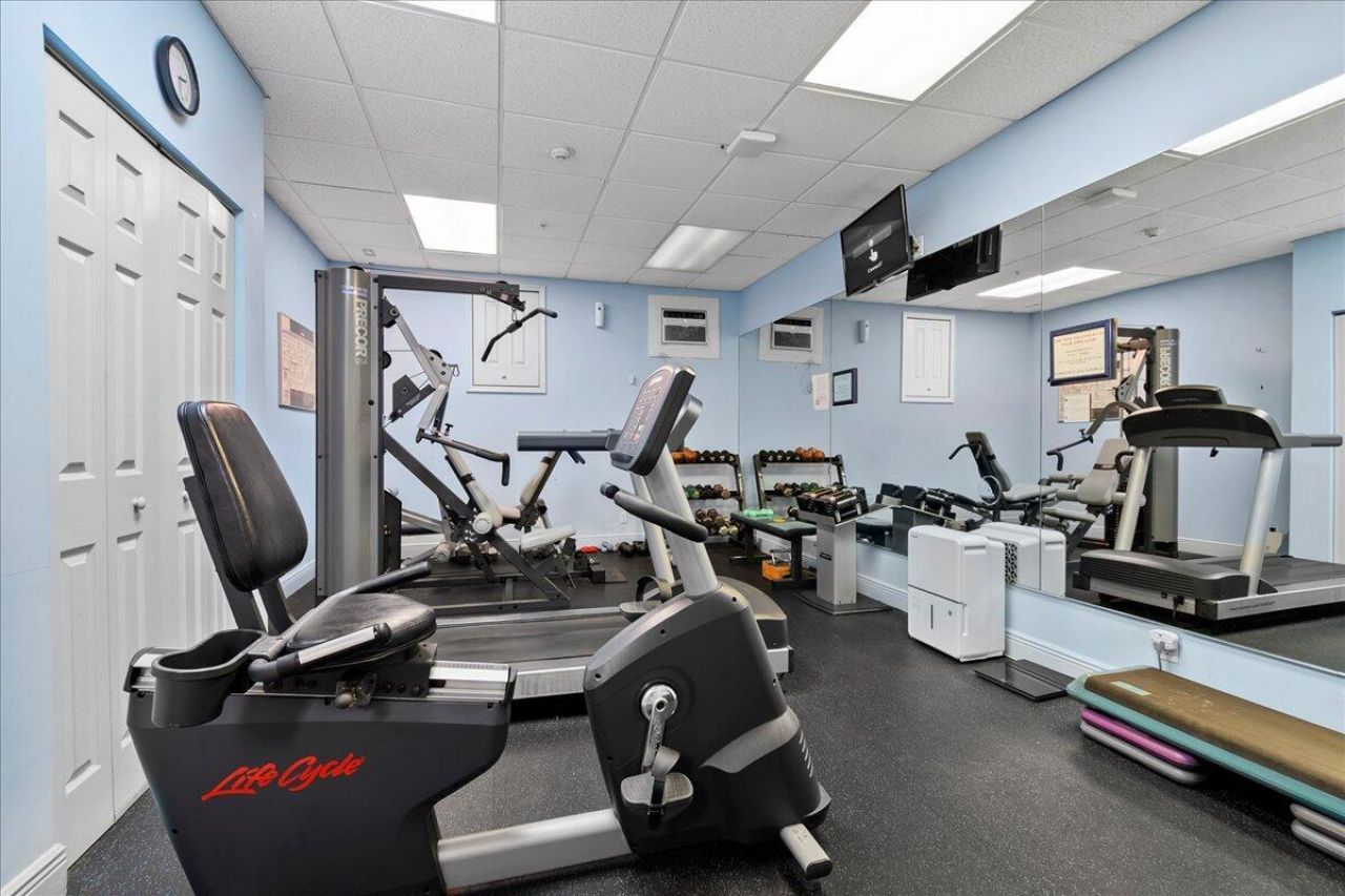5420 N Ocean Drive, Unit 604, West Palm Beach, FL 33404 Photo