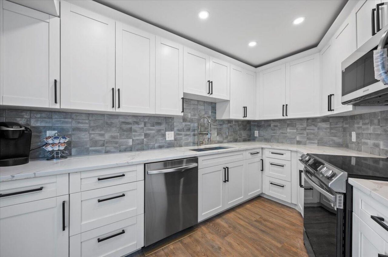 5420 N Ocean Drive, Unit 604, West Palm Beach, FL 33404 Photo