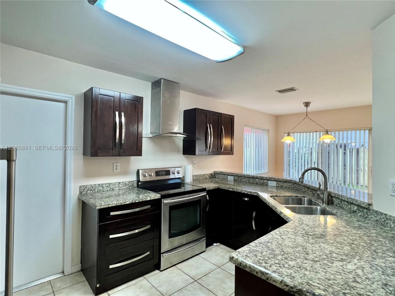 16505 SW 97th Ter, Miami, FL 33196 Photo
