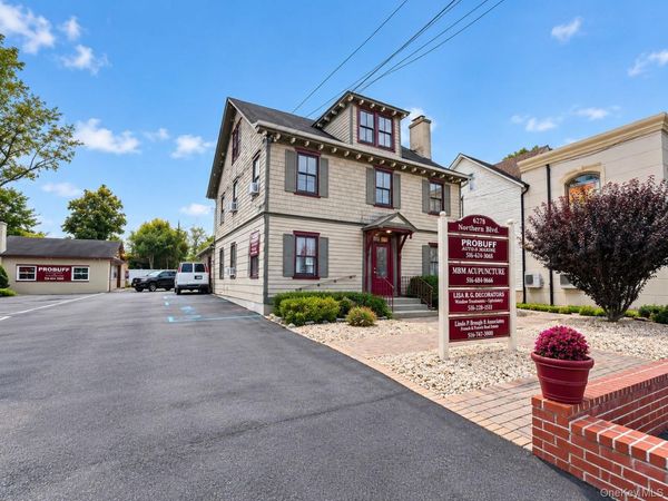 6278 Northern Boulevard, Unit 1, East Norwich, NY 11732