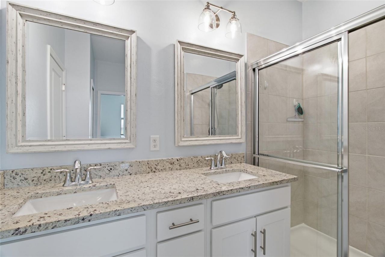 15215 Sunny Day Drive, Bradenton, FL 34211 Photo