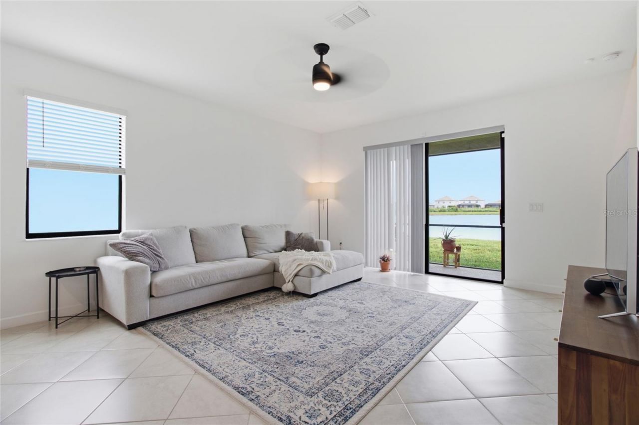 15215 Sunny Day Drive, Bradenton, FL 34211 Photo