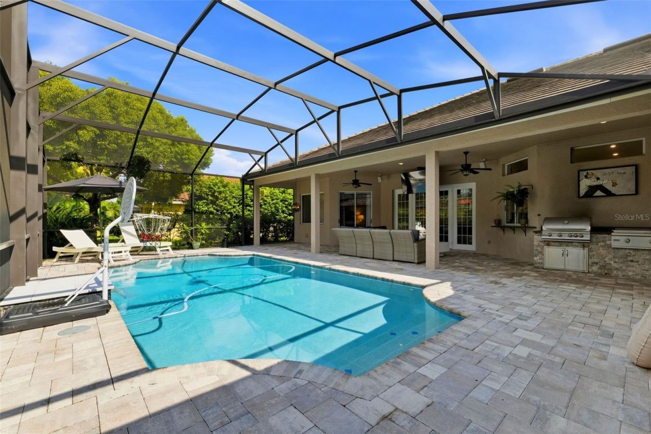 12012 Brewster Drive, Tampa, FL 33626 Photo