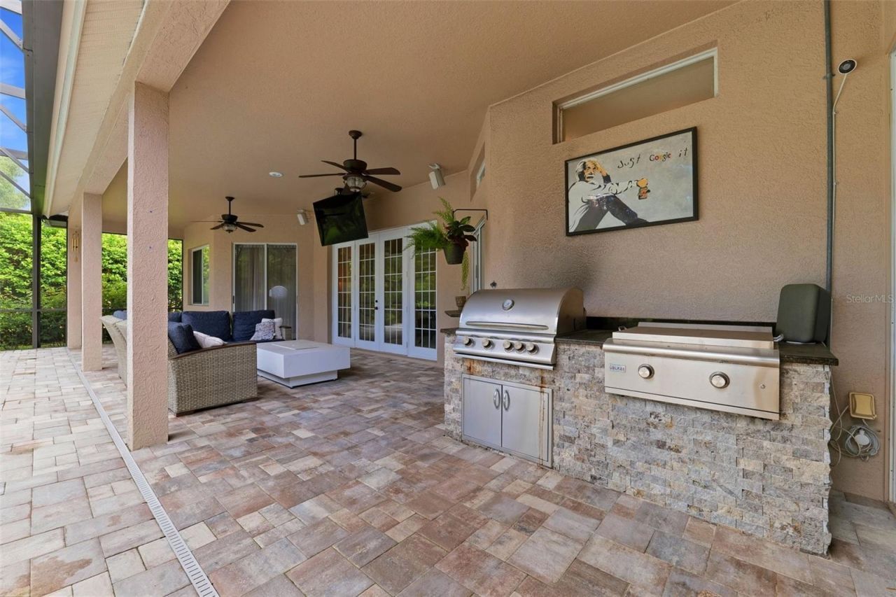 12012 Brewster Drive, Tampa, FL 33626 Photo