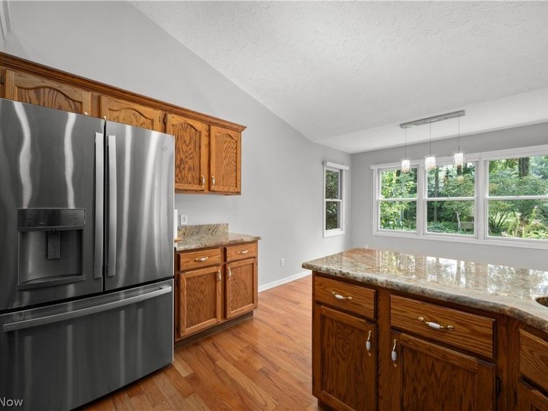 1024 Hunters Chase, Grafton, OH 44044 Photo 13