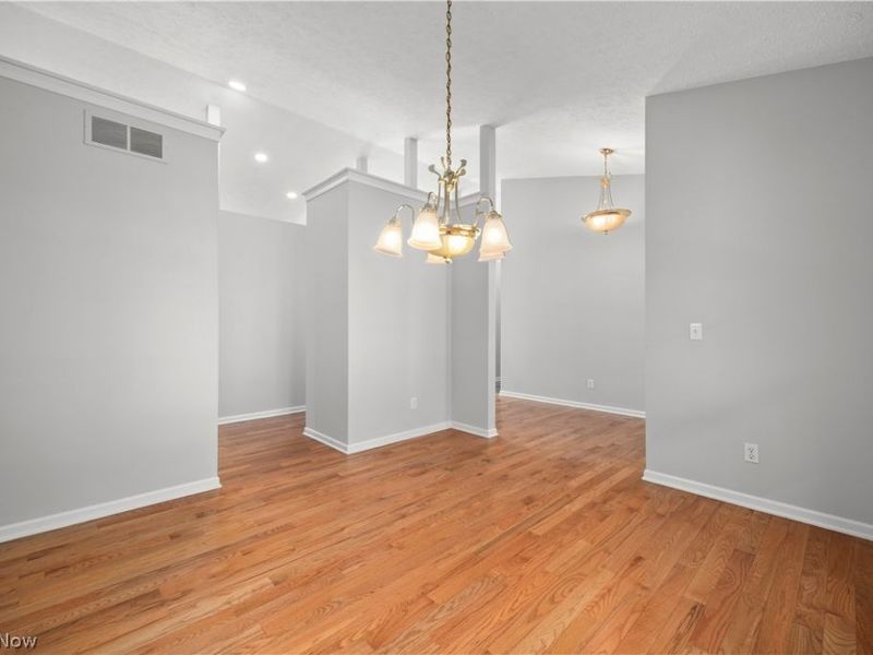 1024 Hunters Chase, Grafton, OH 44044 Photo 18