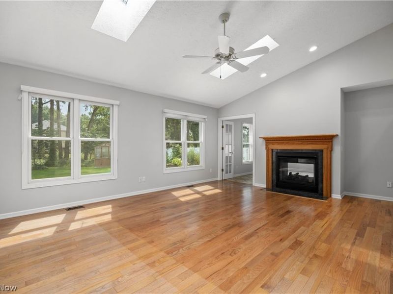 1024 Hunters Chase, Grafton, OH 44044 Photo 19