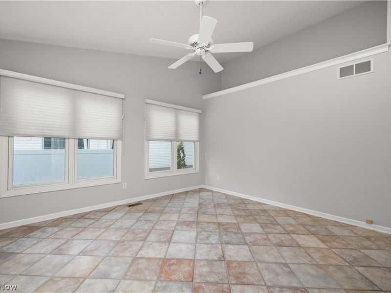 1024 Hunters Chase, Grafton, OH 44044 Photo 23