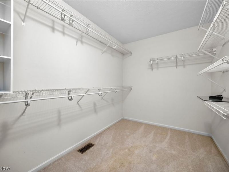 1024 Hunters Chase, Grafton, OH 44044 Photo 36