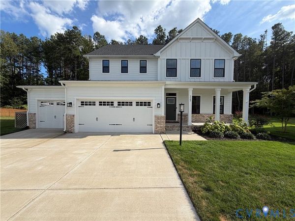 9589 Chatham Green Court , Mechanicsville, VA 23116