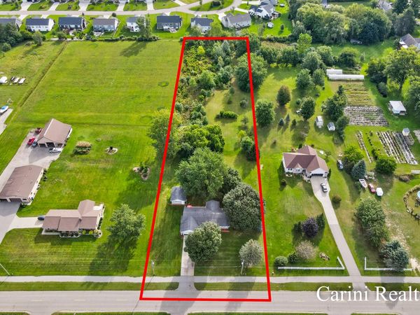 4723 62nd Street, Holland, MI 49423