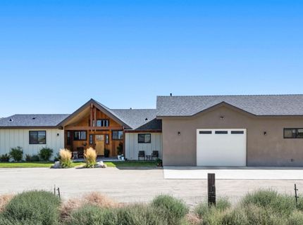 1923 Arabian Lane, Gardnerville, NV 89410 Photo