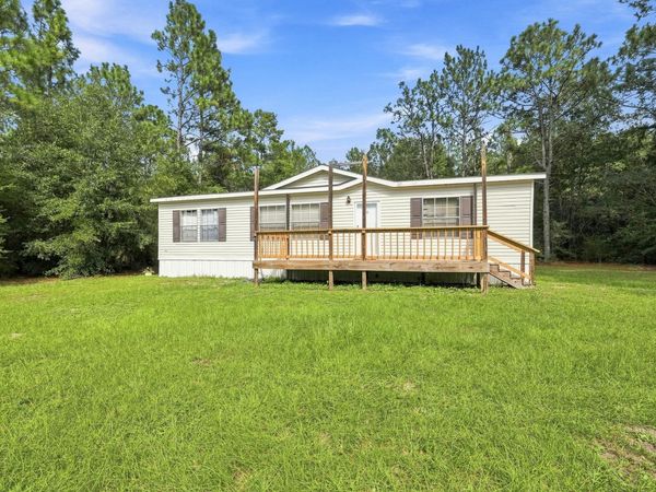 188 Bradley Drive, DeFuniak Springs, FL 32435