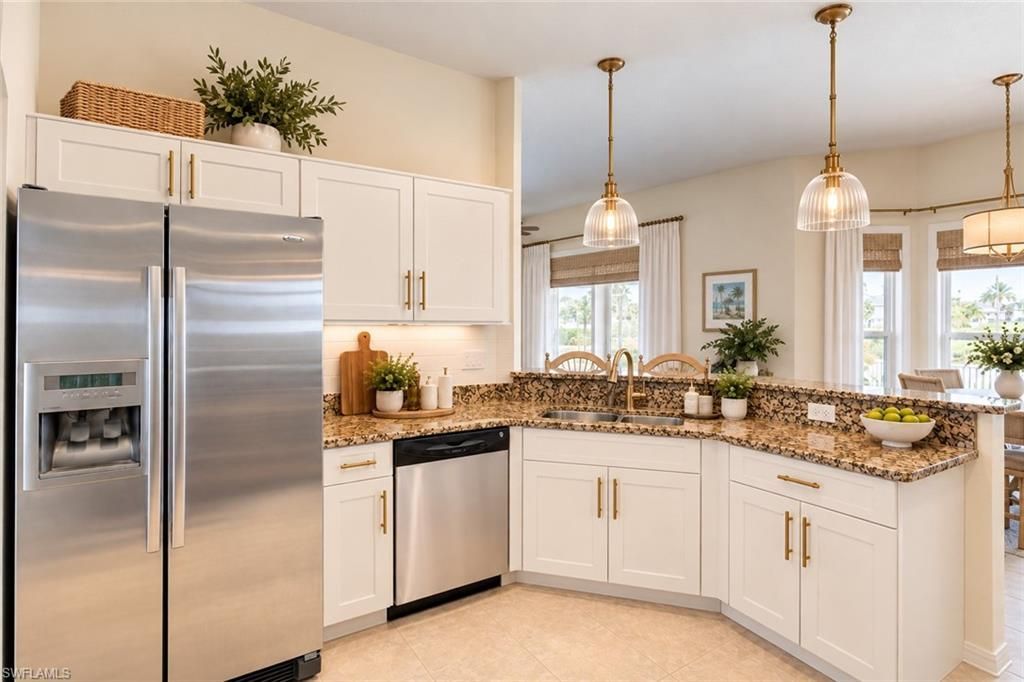 927 SW 28th Ter, Cape Coral, FL 33914 Photo